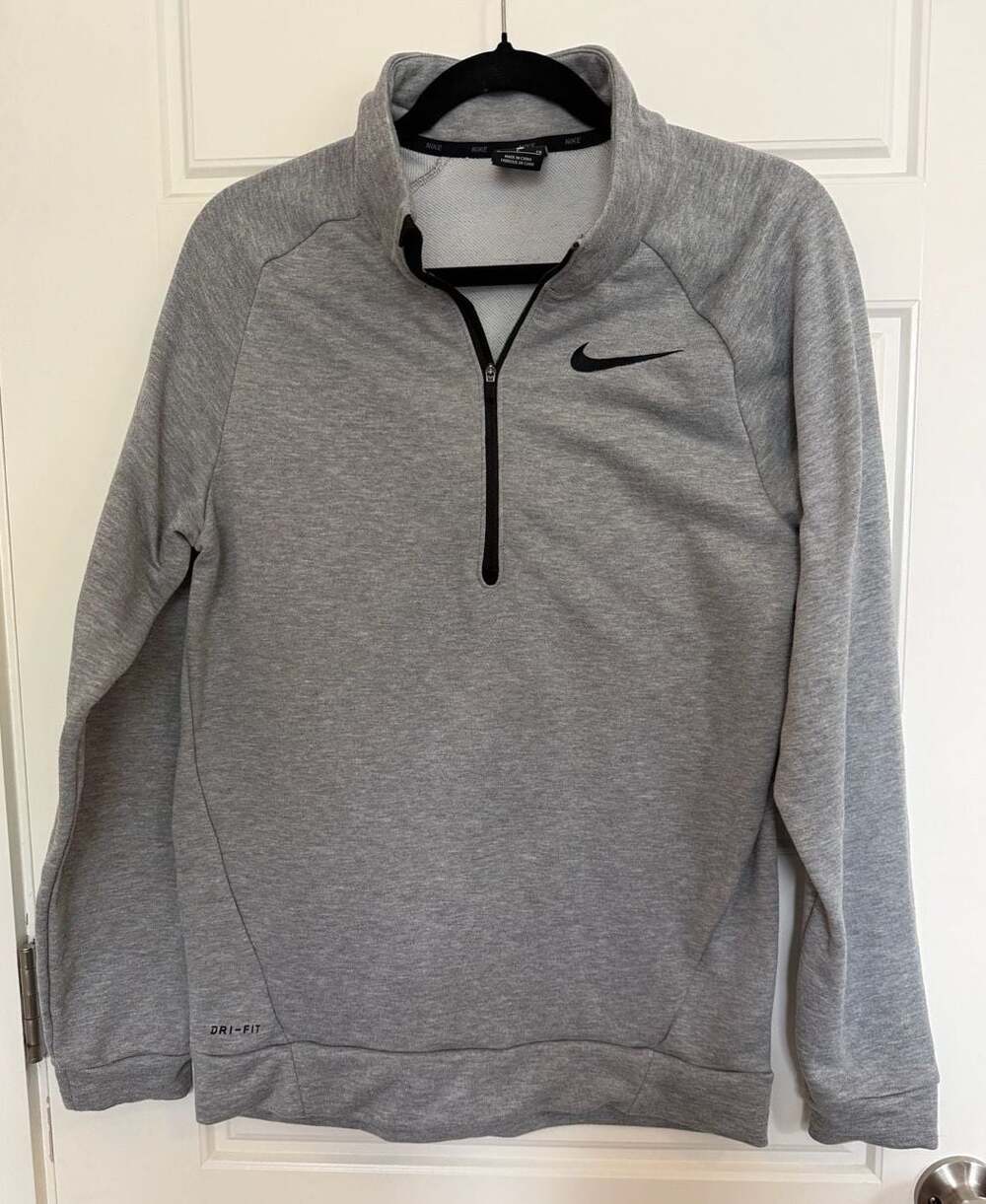 Nike Dri-FIT Men's Heathered Grey Quarter-Zip Training Pullover